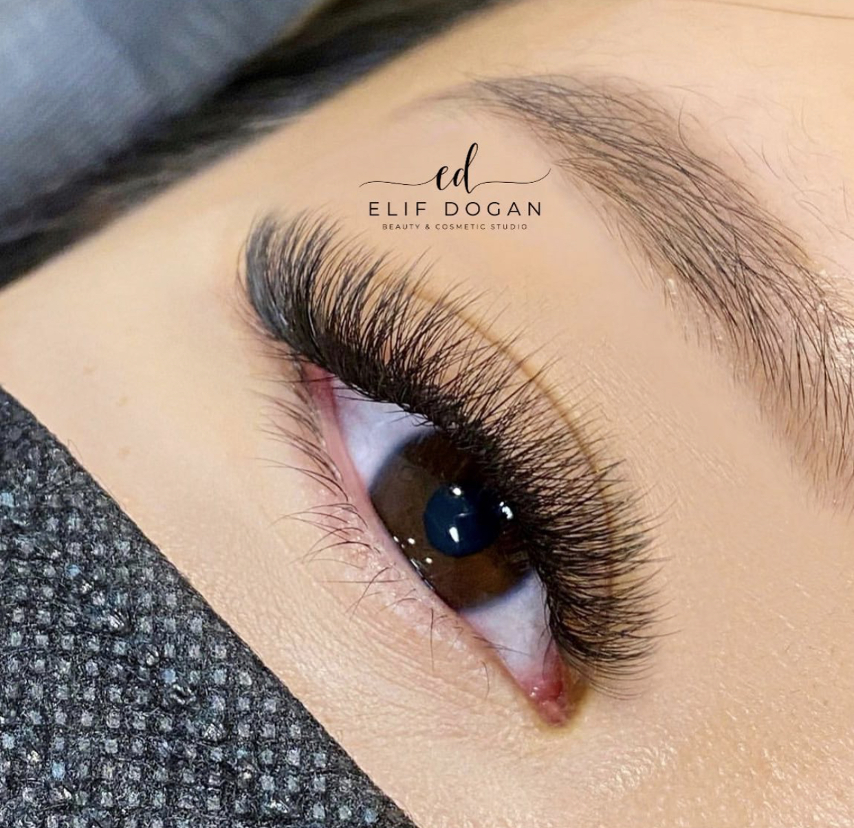 BEAUTY LOUNGE by Elif Dogan – Augenbrauen-Behandlung